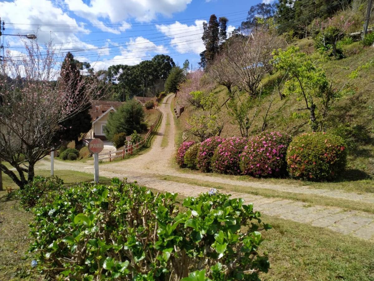 Hospedagem Shangrilá - Colônia SAA Campos do Jordão Exterior foto